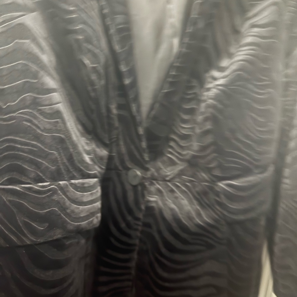 Chico's Elegant Black Textured Jacket - image 5